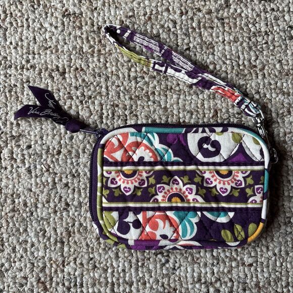 Small Vera Bradley Wallet Wristlet - Picture 1 of 5